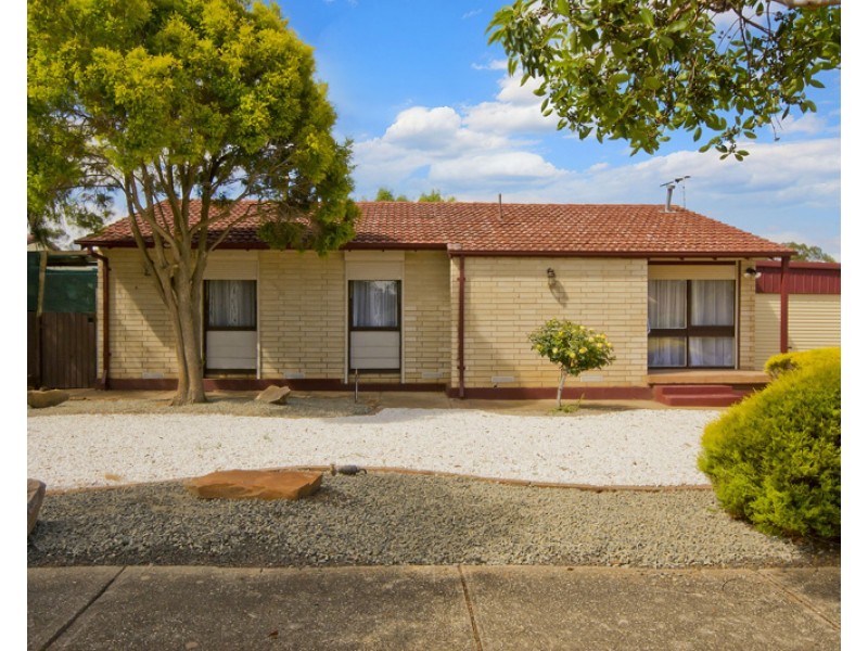 3 Gurumbi Crescent, Munno Para SA 5115
