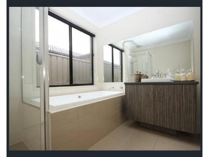 8 Nybo Court, Munno Para West SA 5115
