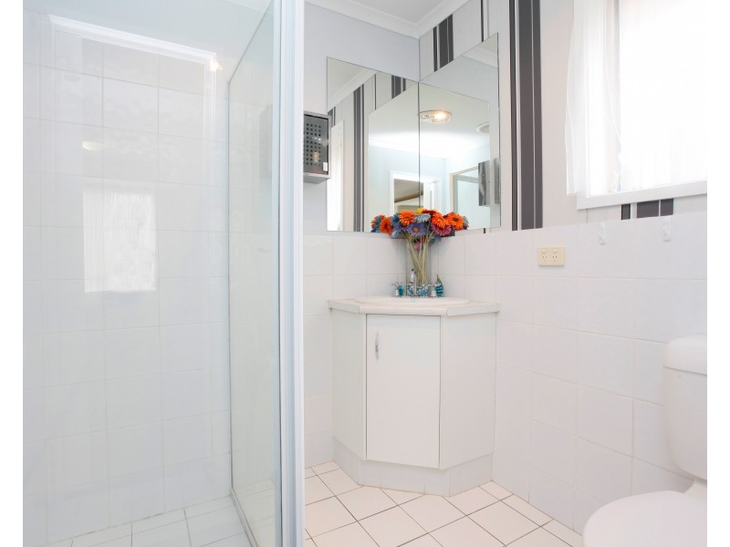 24 Eton Drive, Andrews Farm SA 5114