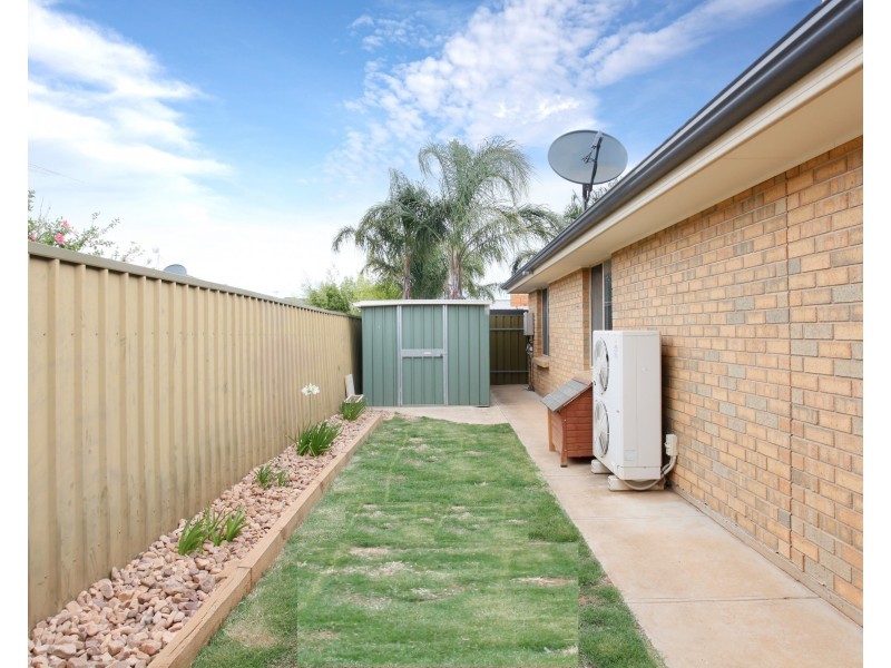 24 Eton Drive, Andrews Farm SA 5114