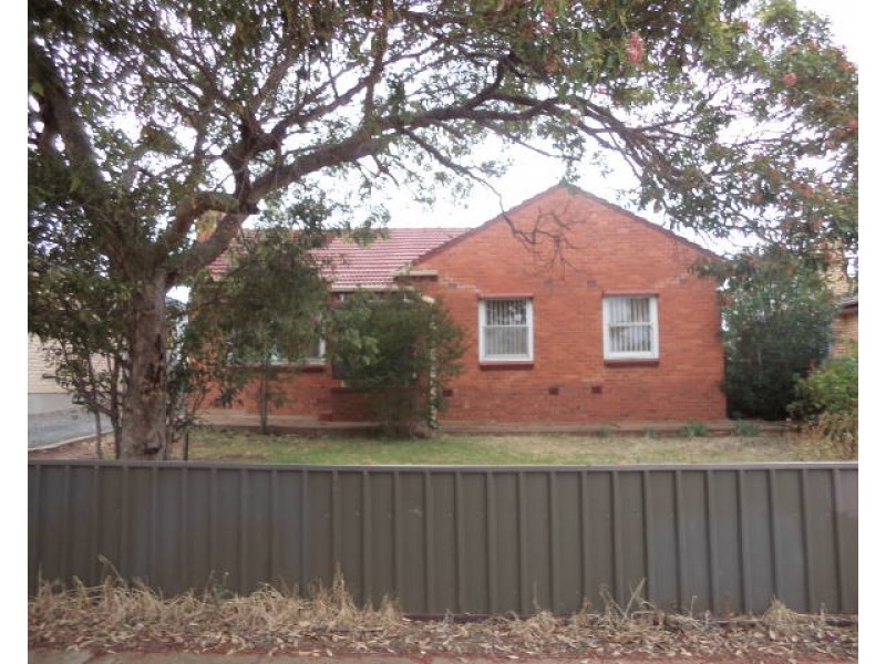 18 Midway Road, Elizabeth East SA 5112