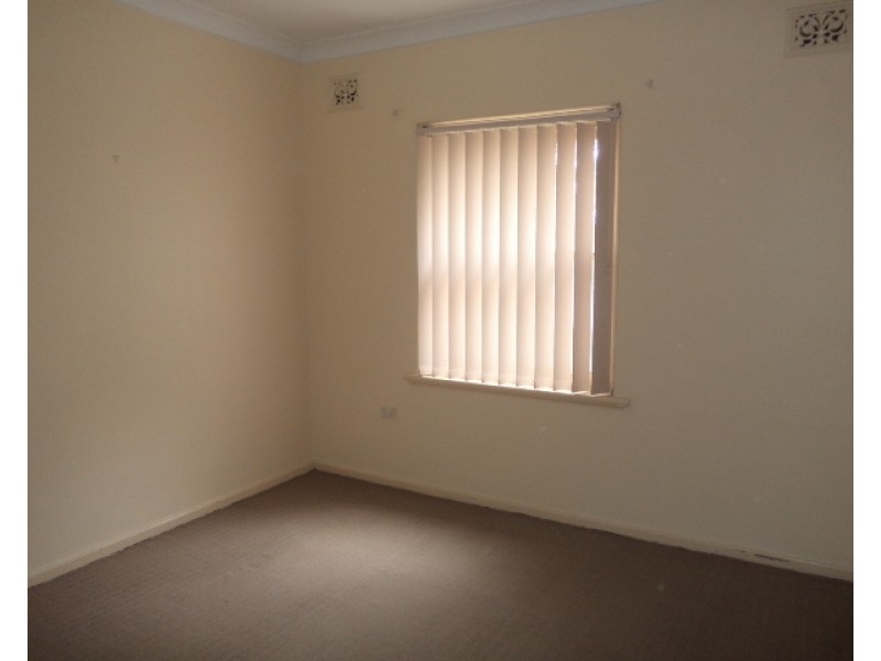 18 Midway Road, Elizabeth East SA 5112