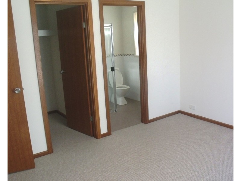 36 Arcadia Drive, Smithfield SA 5114