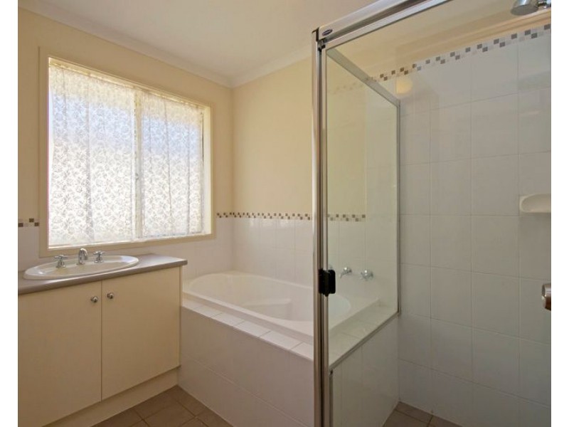 36 Arcadia Drive, Smithfield SA 5114