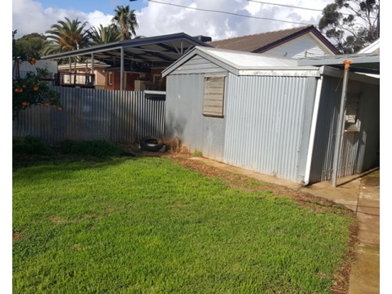 15 McKenzie Road, Elizabeth Downs SA 5113