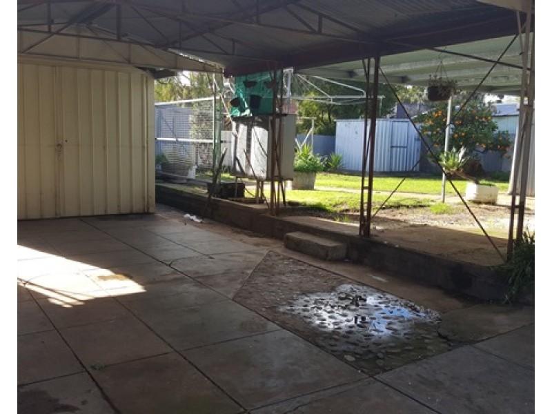 15 McKenzie Road, Elizabeth Downs SA 5113