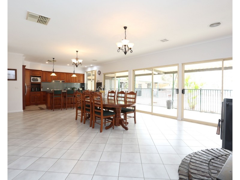 17 Bethesda Road, Lewiston SA 5501