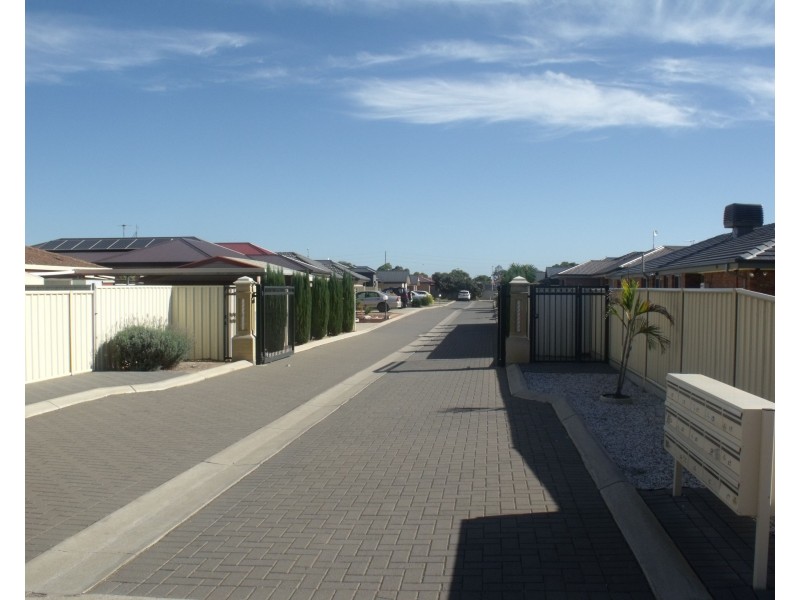 5 Maple Leaf Court, Munno Para West SA 5115
