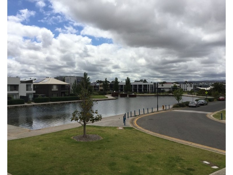 1/16 Chianti Lane, Mawson Lakes SA 5095