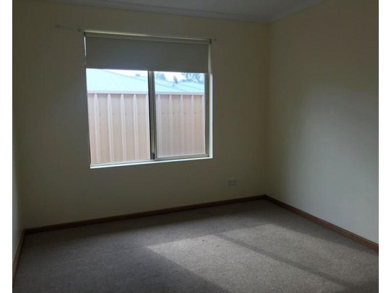 2C Anne Street, Smithfield SA 5114