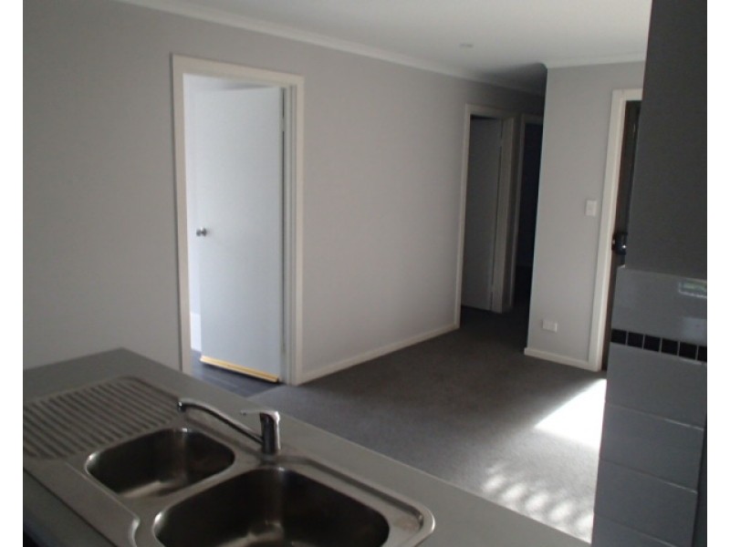 25 Tatura Road, Munno Para West SA 5115