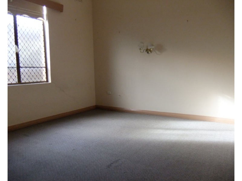 577 Regency Road, Broadview SA 5083