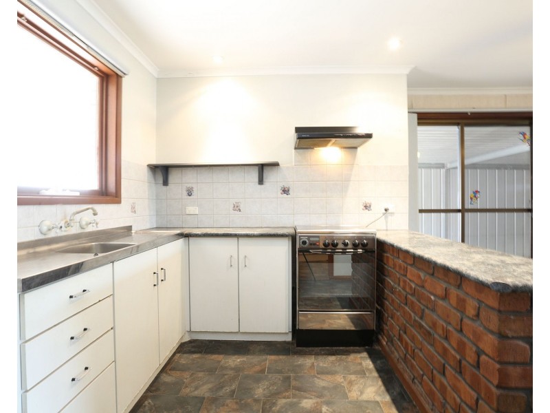 15 Hawker Crescent, Elizabeth East SA 5112