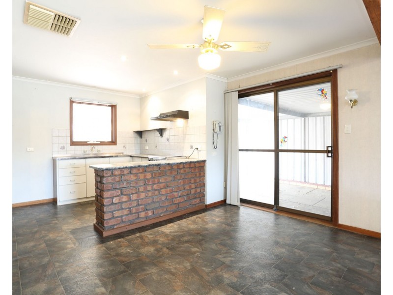 15 Hawker Crescent, Elizabeth East SA 5112