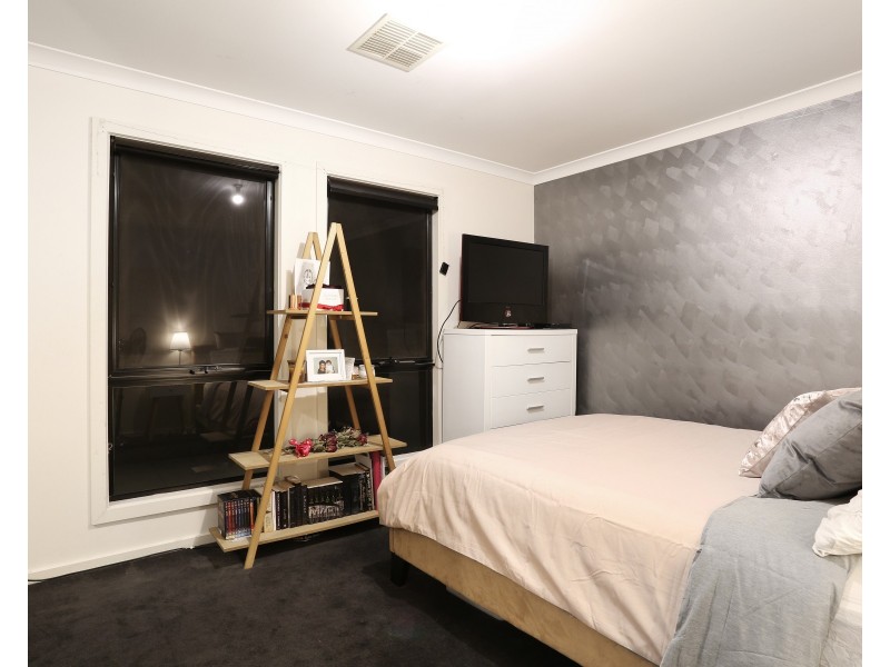 4 Empress Court, Mawson Lakes SA 5095