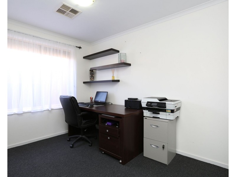 26 Eton Drive, Andrews Farm SA 5114