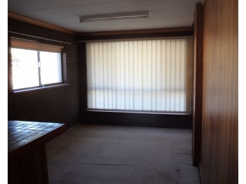 27 Alabar Crescent, Globe Derby Park SA 5110