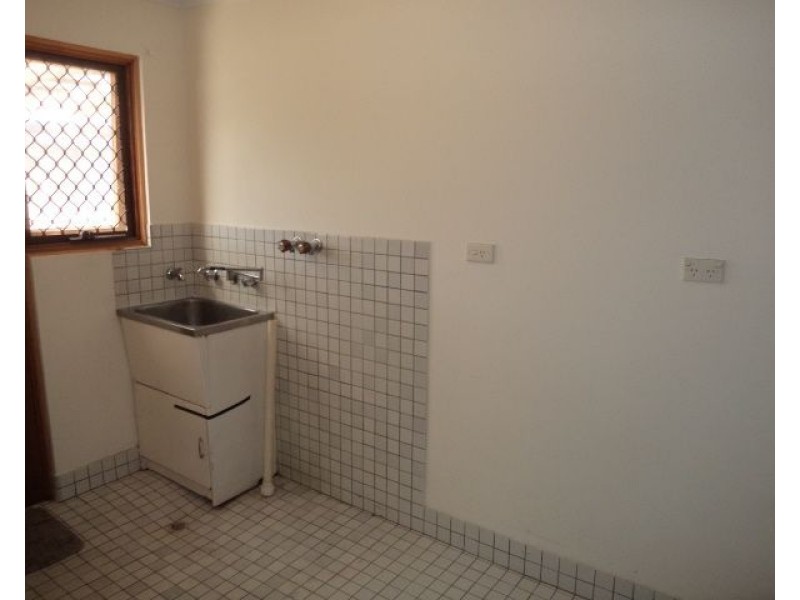 27 Alabar Crescent, Globe Derby Park SA 5110