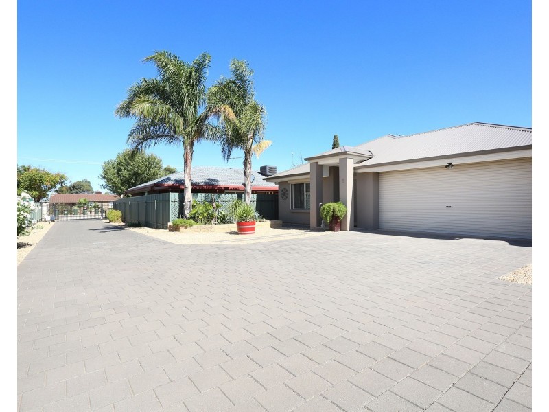 2/70 Chellaston Road, Munno Para West SA 5115