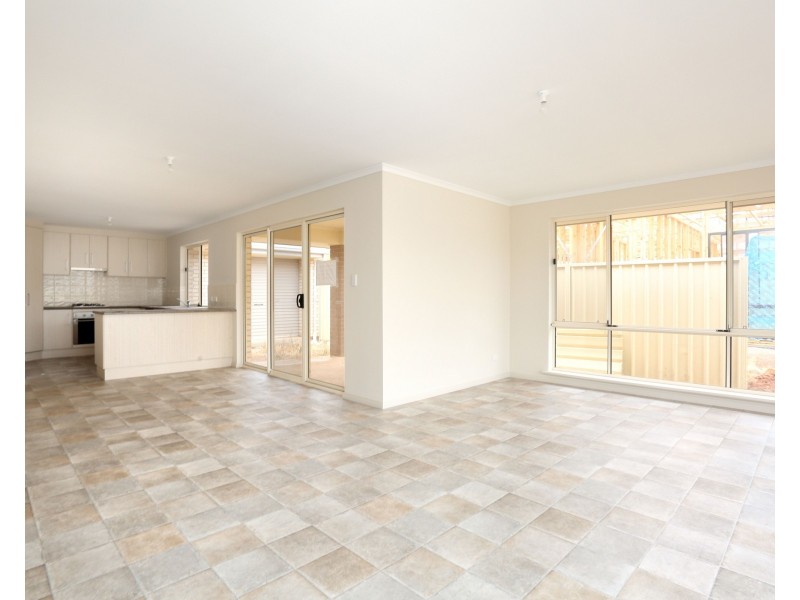 9 Chelsea Court, Munno Para West SA 5115