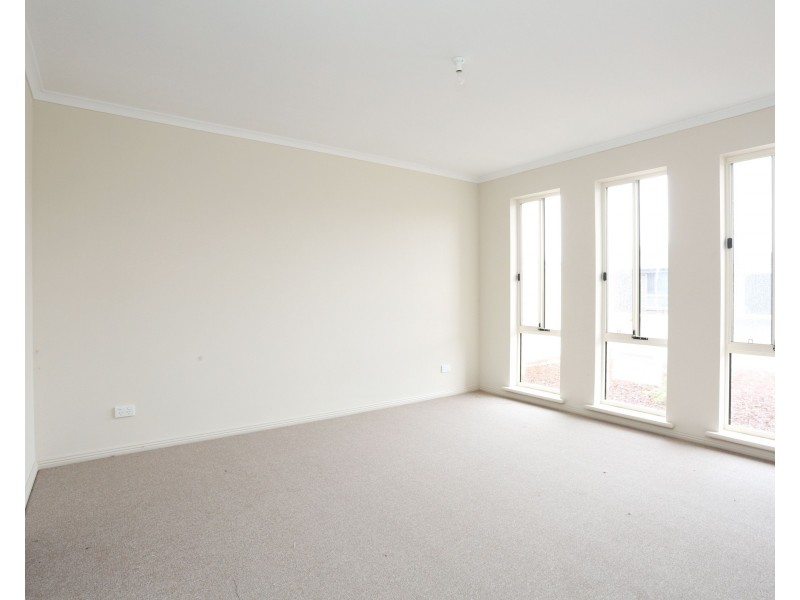 9 Chelsea Court, Munno Para West SA 5115