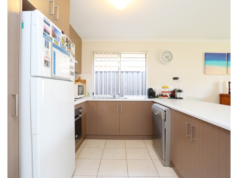 37 Semillon Crescent, Andrews Farm SA 5114