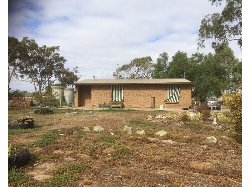 57 Johns Road, Lewiston SA 5501