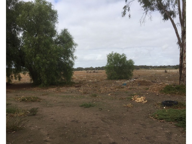 57 Johns Road, Lewiston SA 5501