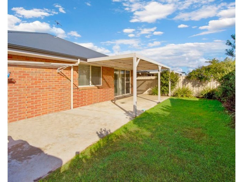 4 Tomnicstas Street, Munno Para West SA 5115