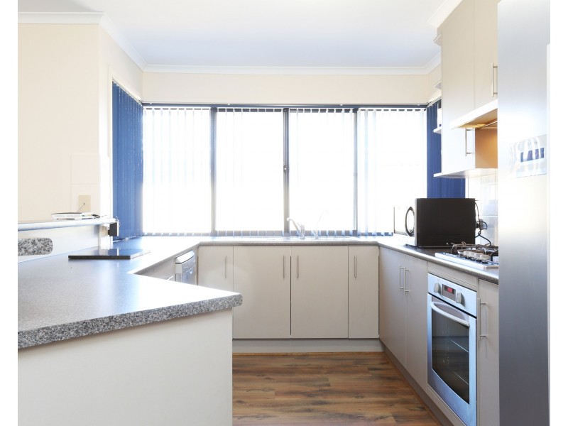 151 President Avenue, Andrews Farm SA 5114