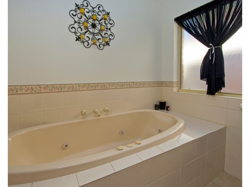 8 Lancelot Street, Blakeview SA 5114