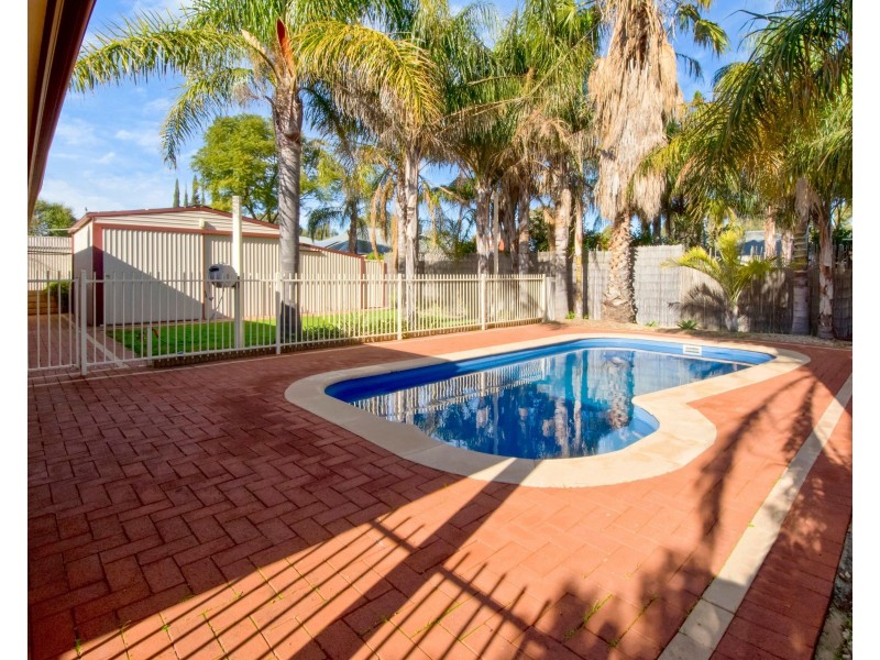 8 Lancelot Street, Blakeview SA 5114