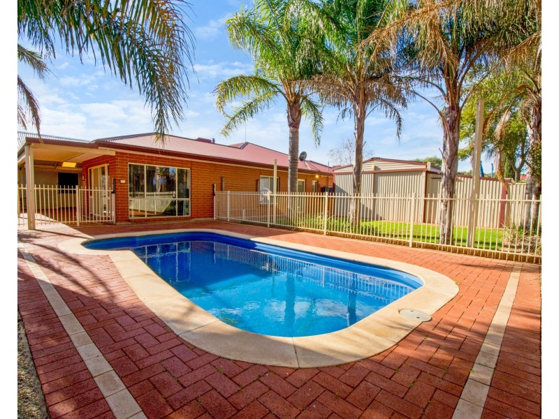 8 Lancelot Street, Blakeview SA 5114