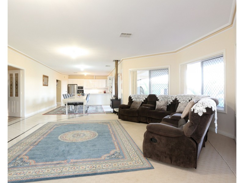 212 Williams Road, Gould Creek SA 5114