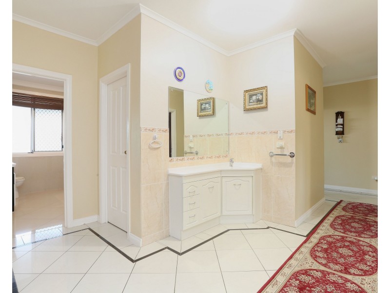 212 Williams Road, Gould Creek SA 5114