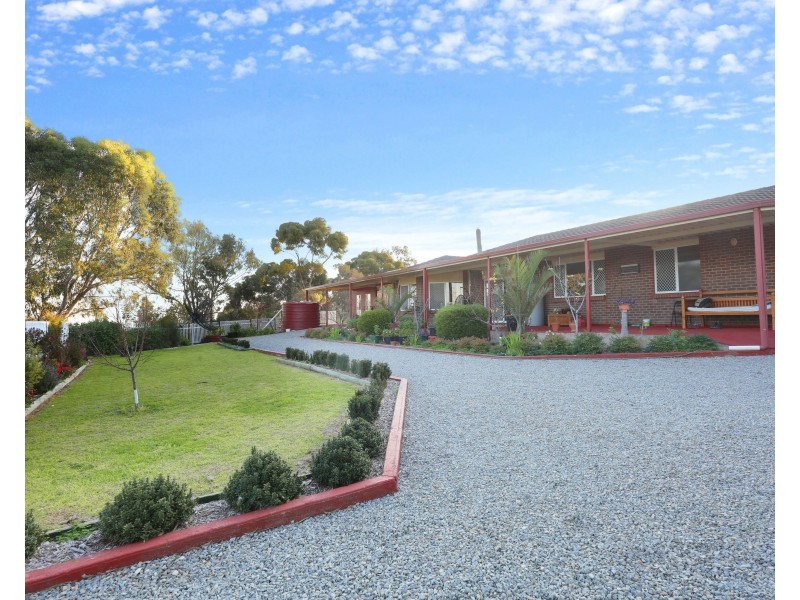 212 Williams Road, Gould Creek SA 5114