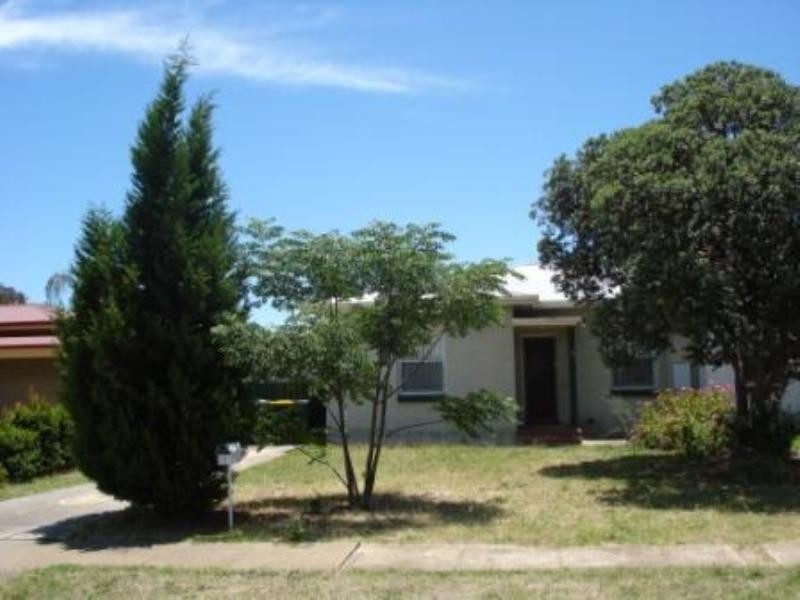 7 Burcombe Street, Elizabeth Vale SA 5112