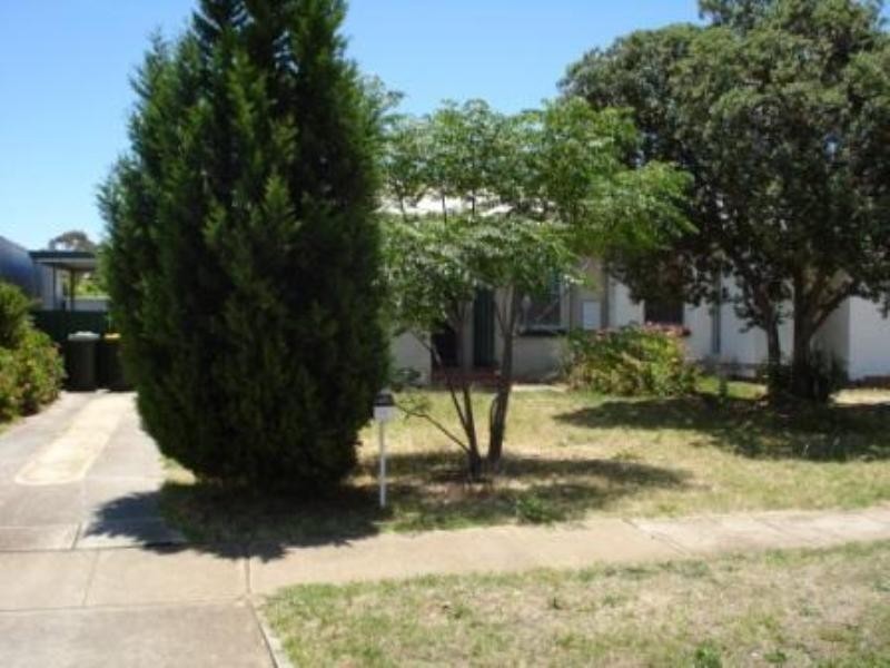 7 Burcombe Street, Elizabeth Vale SA 5112