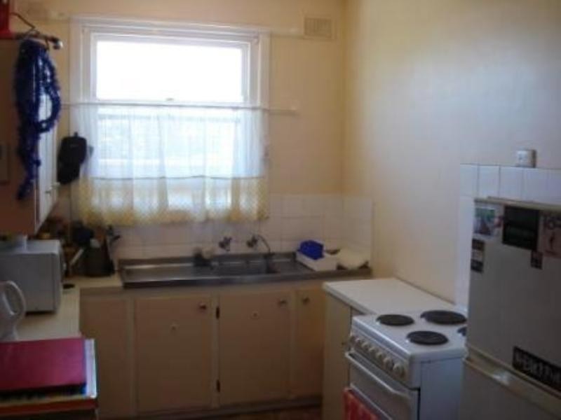 7 Burcombe Street, Elizabeth Vale SA 5112