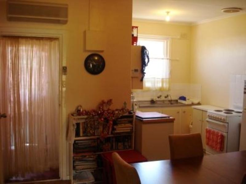 7 Burcombe Street, Elizabeth Vale SA 5112