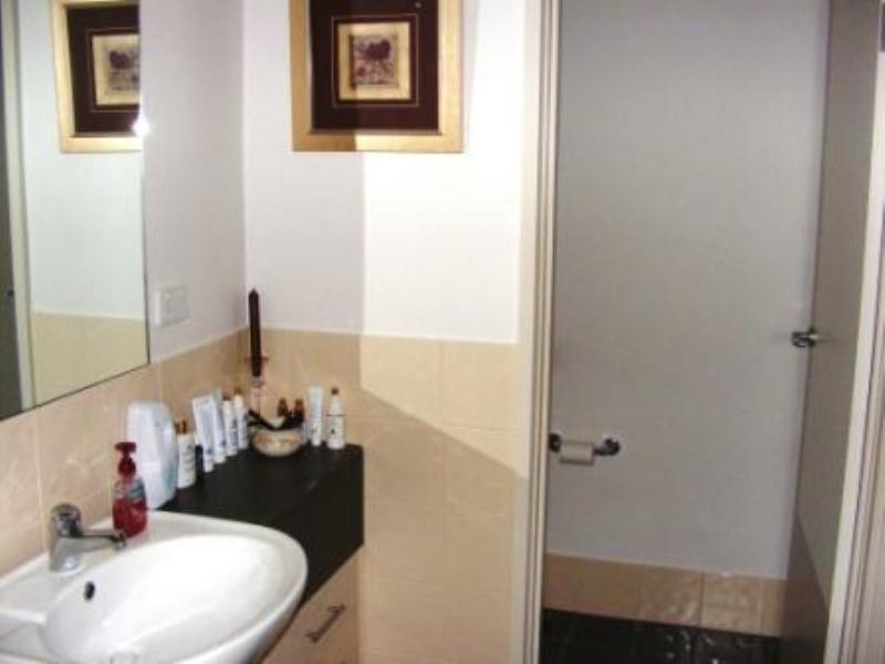 Aprt 6, 29 Main Street, Mawson Lakes SA 5095