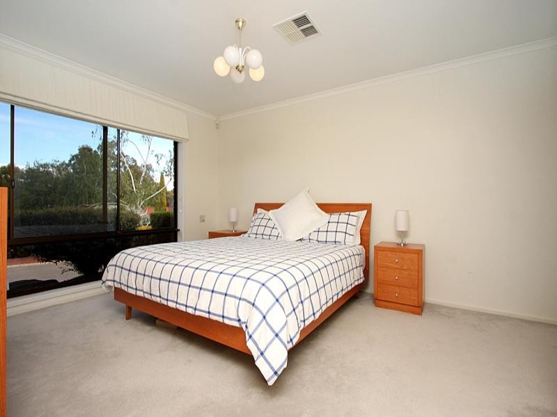 1 Huppatz Court, Wynn Vale SA 5127