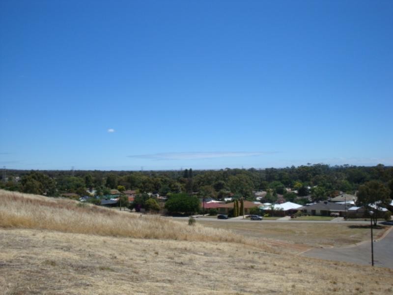 4 Sarah Court, Hillbank SA 5112