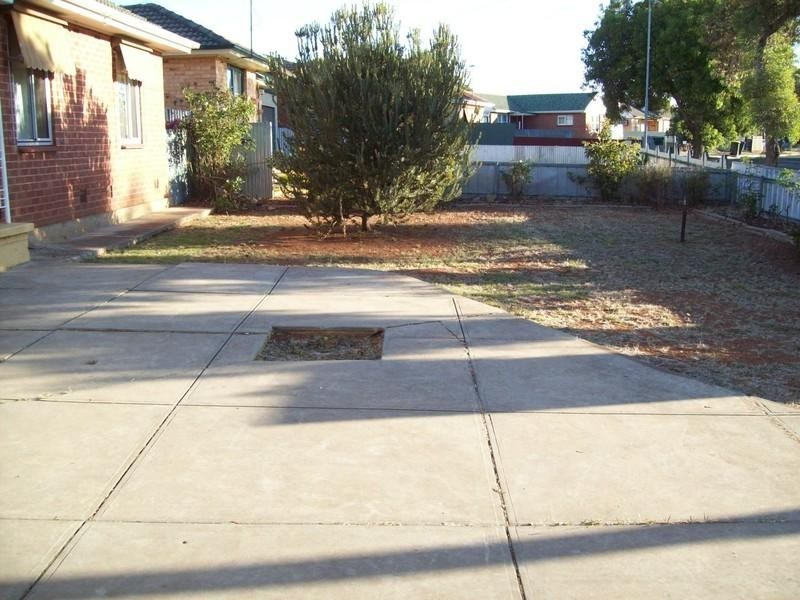 24 Counter Road, Elizabeth Downs SA 5113