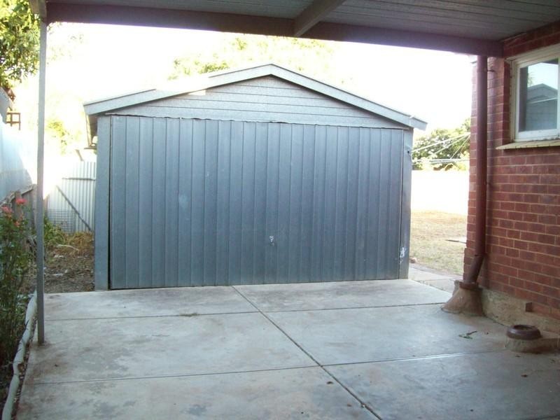 24 Counter Road, Elizabeth Downs SA 5113