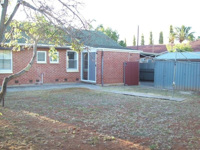 24 Counter Road, Elizabeth Downs SA 5113