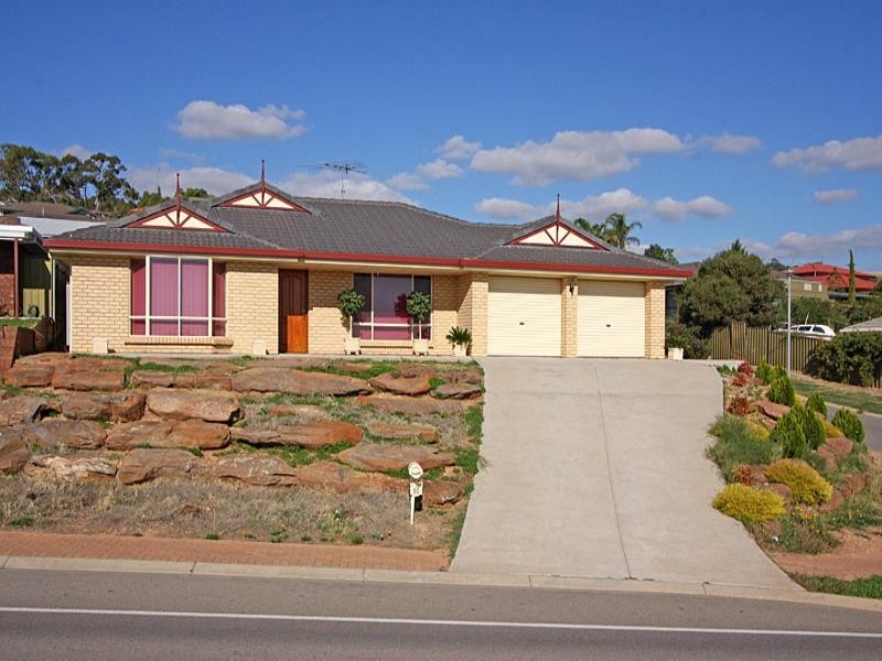 90 Highfield Drive, Hillbank SA 5112