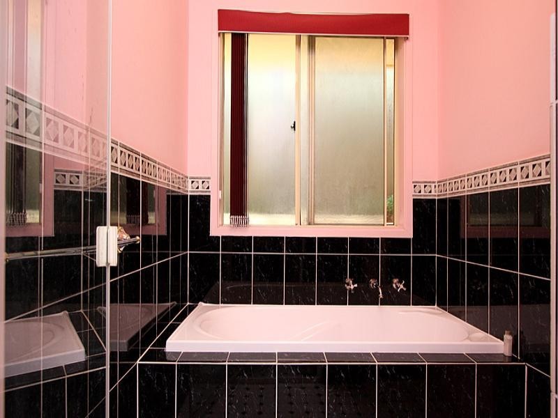 90 Highfield Drive, Hillbank SA 5112