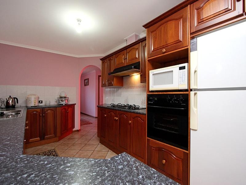 90 Highfield Drive, Hillbank SA 5112