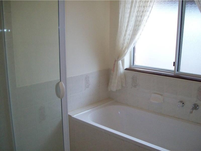 14 Janine Drive, Burton SA 5110